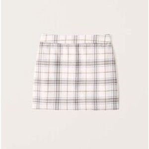 Abercrombie plaid mini skort - off white / beige